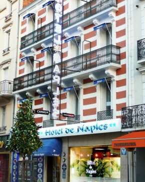Гостиница Hôtel De Naples  Виши